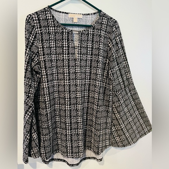 MK FLARE SLEEVES TOP - Picture 1 of 7